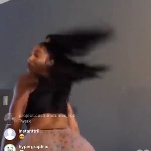 Meet your Posher, Alexus